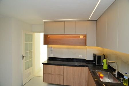 Apartamento para alugar com 140m², 3 quartos e 2 vagas