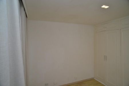 Apartamento para alugar com 140m², 3 quartos e 2 vagas