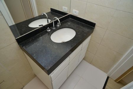 Apartamento para alugar com 140m², 3 quartos e 2 vagas
