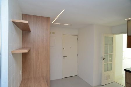 Apartamento para alugar com 140m², 3 quartos e 2 vagas