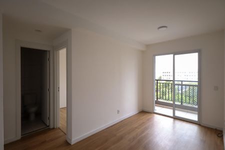 Sala  de apartamento para alugar com 2 quartos, 37m² em Vila Isa, São Paulo