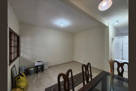 Casa à venda com 55m², 1 quarto e sem vaga