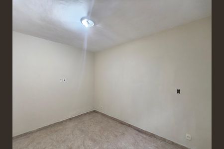 Casa à venda com 55m², 1 quarto e sem vaga