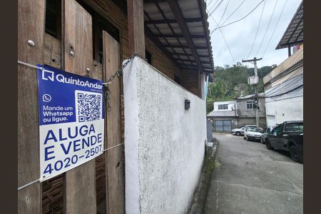 Casa à venda com 55m², 1 quarto e sem vaga