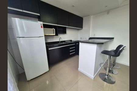 Cozinha de kitnet/studio à venda com 1 quarto, 42m² em Vila Tramontano, São Paulo