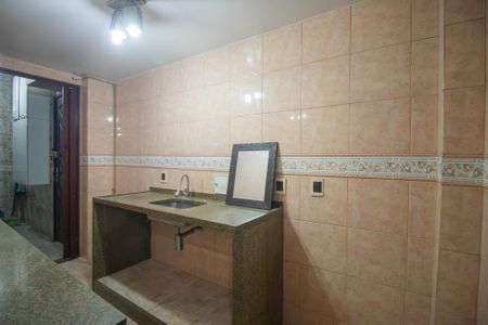 Apartamento para alugar com 370m², 3 quartos e 1 vaga Apartamento para alugar com 370m², 3 quartos e 1 vagaCozinha e area de serviço