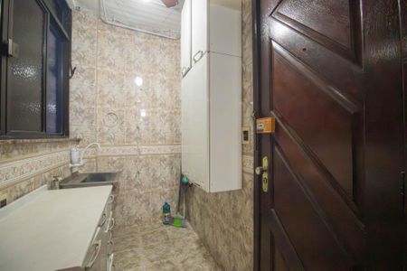 Apartamento para alugar com 370m², 3 quartos e 1 vaga Apartamento para alugar com 370m², 3 quartos e 1 vagaCozinha e Área de Serviço