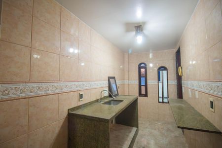 Apartamento para alugar com 370m², 3 quartos e 1 vaga Apartamento para alugar com 370m², 3 quartos e 1 vagaCozinha e Área de Serviço
