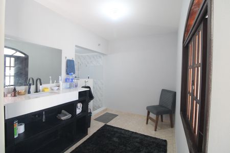 Casa à venda com 150m², 2 quartos e 1 vagaBanheiro 2