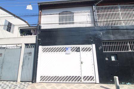 Casa à venda com 150m², 2 quartos e 1 vagaFachada