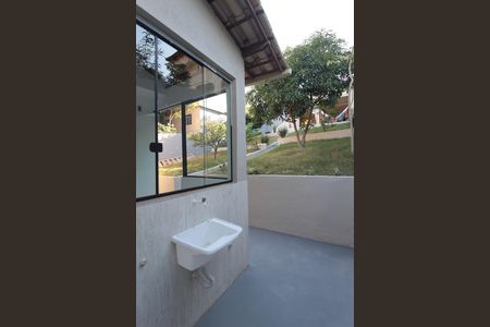 Área de Serviço de casa à venda com 3 quartos, 360m² em Céu Anil (justinópolis), Belo Horizonte