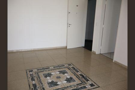 Sala de apartamento para alugar com 3 quartos, 79m² em Sítio Pinheirinho, São Paulo