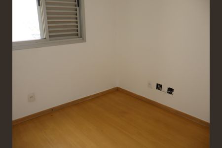 Apartamento para alugar com 79m², 3 quartos e 1 vagaQuarto 2