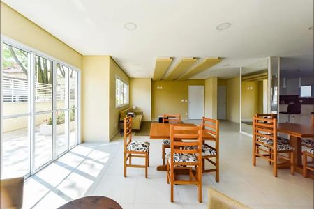 Apartamento à venda com 54m², 2 quartos e 1 vaga Apartamento à venda com 54m², 2 quartos e 1 vagaÁrea comum - Salão de festas