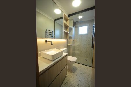 Apartamento à venda com 54m², 2 quartos e 1 vagaBanheiro 