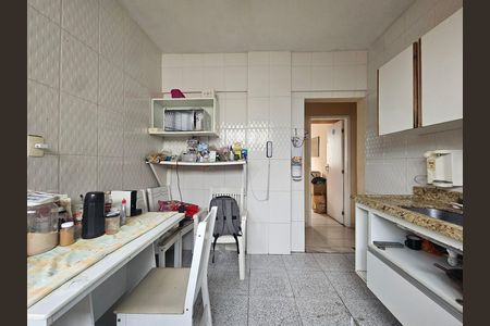 Apartamento para alugar com 144m², 4 quartos e 1 vaga Apartamento para alugar com 144m², 4 quartos e 1 vagaCozinha
