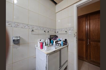 Apartamento para alugar com 144m², 4 quartos e 1 vaga Apartamento para alugar com 144m², 4 quartos e 1 vagaBanheiro