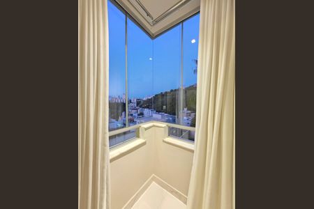 Apartamento à venda com 95m², 3 quartos e 2 vagas Apartamento à venda com 95m², 3 quartos e 2 vagasVaranda da Suíte