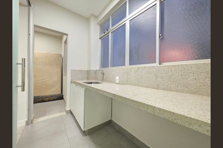 Apartamento à venda com 95m², 3 quartos e 2 vagas Apartamento à venda com 95m², 3 quartos e 2 vagasÁrea de Serviço