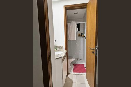 Apartamento para alugar com 101m², 2 quartos e 1 vaga Apartamento para alugar com 101m², 2 quartos e 1 vagaBanheiro