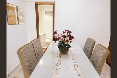 Apartamento para alugar com 101m², 2 quartos e 1 vaga Apartamento para alugar com 101m², 2 quartos e 1 vagaCozinha
