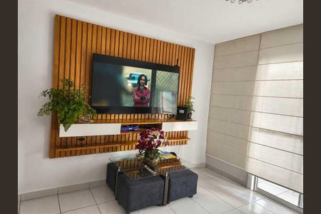 Apartamento para alugar com 101m², 2 quartos e 1 vaga Apartamento para alugar com 101m², 2 quartos e 1 vagaSala