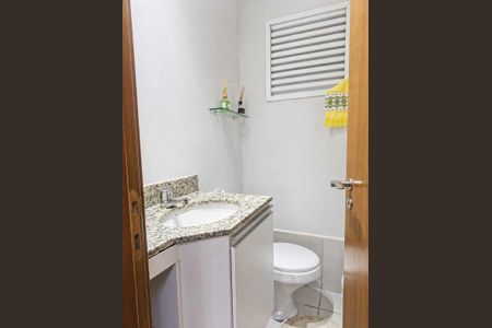 Apartamento para alugar com 101m², 2 quartos e 1 vaga Apartamento para alugar com 101m², 2 quartos e 1 vagaBanheiro