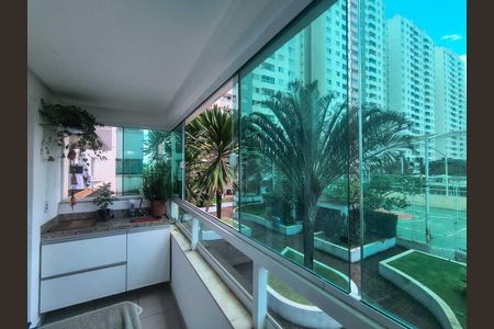 Apartamento para alugar com 101m², 2 quartos e 1 vaga Apartamento para alugar com 101m², 2 quartos e 1 vagaVaranda