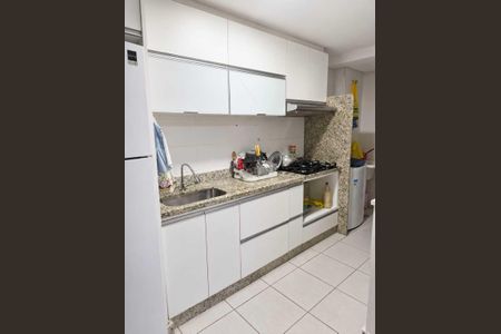 Cozinha de apartamento para alugar com 2 quartos, 101m² em Village Veneza, Goiânia