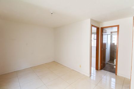 Sala de apartamento para alugar com 2 quartos, 42m² em Igará, Canoas