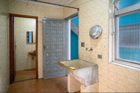 Casa à venda com 160m², 2 quartos e 2 vagas Casa à venda com 160m², 2 quartos e 2 vagasÁrea de Serviço