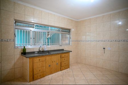 Casa à venda com 160m², 2 quartos e 2 vagas Casa à venda com 160m², 2 quartos e 2 vagasCozinha