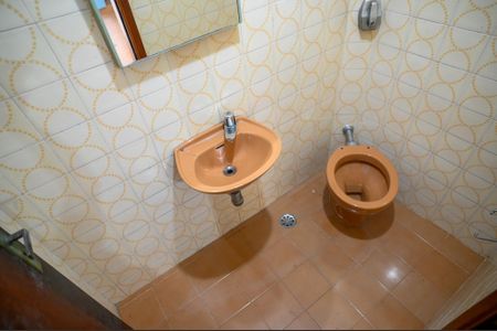 Casa à venda com 160m², 2 quartos e 2 vagas Casa à venda com 160m², 2 quartos e 2 vagasBanheiro de Serviço