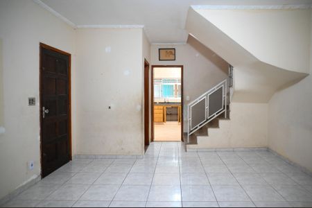 Sala de casa à venda com 2 quartos, 160m² em Jardim Seckler, São Paulo
