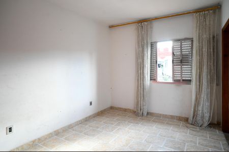 Casa à venda com 160m², 2 quartos e 2 vagas Casa à venda com 160m², 2 quartos e 2 vagasQuarto 1 - Suite