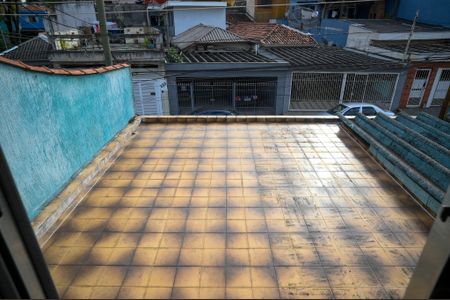 Casa à venda com 160m², 2 quartos e 2 vagas Casa à venda com 160m², 2 quartos e 2 vagasTerraço