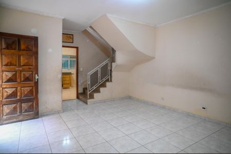 Casa à venda com 160m², 2 quartos e 2 vagas Casa à venda com 160m², 2 quartos e 2 vagasSala