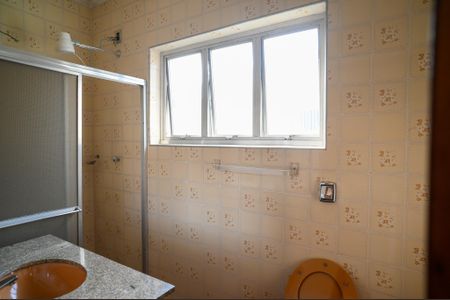 Casa à venda com 160m², 2 quartos e 2 vagas Casa à venda com 160m², 2 quartos e 2 vagasBanheiro Social