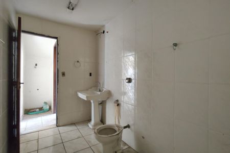 Casa à venda com 257m², 4 quartos e 2 vagas Casa à venda com 257m², 4 quartos e 2 vagasBanheiro Social