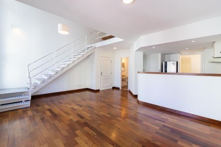 Apartamento para alugar com 95m², 2 quartos e 2 vagas Apartamento para alugar com 95m², 2 quartos e 2 vagasSala