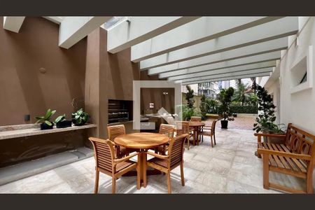 Apartamento para alugar com 95m², 2 quartos e 2 vagas Apartamento para alugar com 95m², 2 quartos e 2 vagasÁrea comum - Churrasqueira