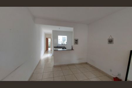 Sala de casa para alugar com 1 quarto, 67m² em Valverde, Nova Iguaçu