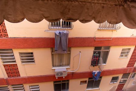 Apartamento à venda com 60m², 3 quartos e 1 vaga Apartamento à venda com 60m², 3 quartos e 1 vagaVista do Quarto 2