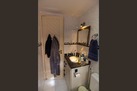Apartamento à venda com 60m², 3 quartos e 1 vaga Apartamento à venda com 60m², 3 quartos e 1 vagaBanheiro Social