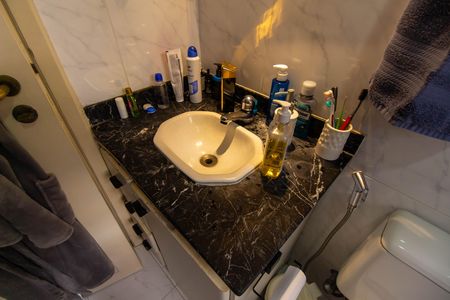 Apartamento à venda com 60m², 3 quartos e 1 vaga Apartamento à venda com 60m², 3 quartos e 1 vagaBanheiro Social