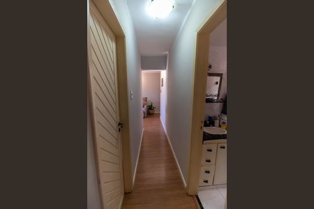 Apartamento à venda com 60m², 3 quartos e 1 vaga Apartamento à venda com 60m², 3 quartos e 1 vagaCorredor