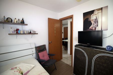 Quarto 1 de apartamento à venda com 2 quartos, 50m² em Parada de Lucas, Rio de Janeiro