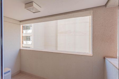 Apartamento para alugar com 51m², 1 quarto e 1 vaga Apartamento para alugar com 51m², 1 quarto e 1 vagaVaranda