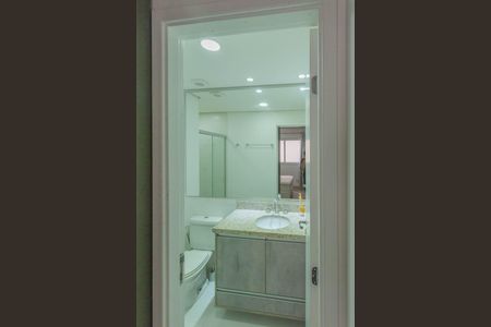 Apartamento para alugar com 51m², 1 quarto e 1 vaga Apartamento para alugar com 51m², 1 quarto e 1 vagaBanheiro da Suíte