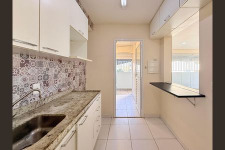 Apartamento para alugar com 94m², 2 quartos e 2 vagasCozinha 